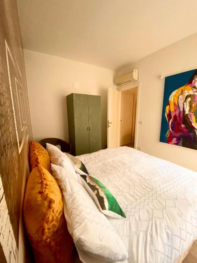 Artist Apartment Centro Storico Перуджа Экстерьер фото